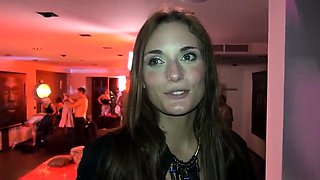 Foursome XXX with Group Sex Babes