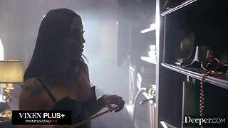 Deeper. Vanessa's Late Night Hookup with Stranger Gets Wild