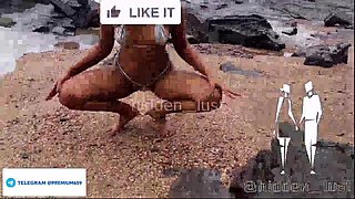 Smriti Jain new Changing dare on Public beach Full video