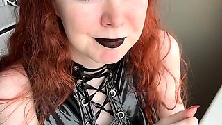 Amateur brunette ariana marie solo toying