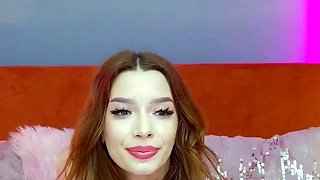 Hot amateur webcam teen masturbates for their fans