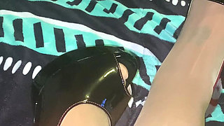 Legs, heels, and pantyhose