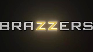 Brunette Slut Valentina Nappi Gets Fucked by The Waiter And House Owner At The Party