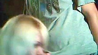 cfnm couples webcam blonde gives head to boyfriend on stickam