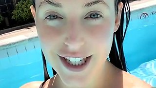 Masturbation close up Tamara big clit