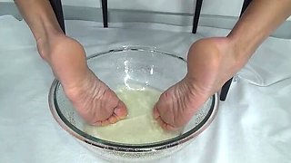 AnnaBUST Pissing Compilation 4 - 12 Hairy Amateur Scenes HD