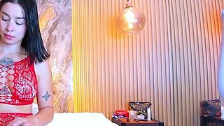 Amateur webcam girl masturbate big dildo