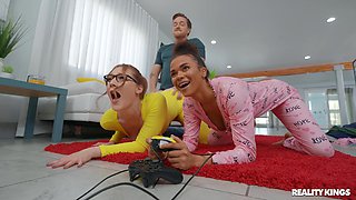 Energized gaming girls decide to pause a little and fuck