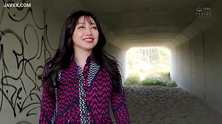 Outdoor Exposure of a Beautiful Woman in an Image Video. Asian Erotic Video. x2x98286EA8FCE6B10C5D