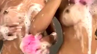 Blonde teen Sierras first erotic masturbation video