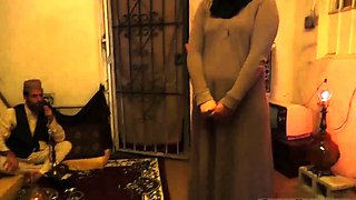 Arab homemade sex Afgan whorehouses exist!