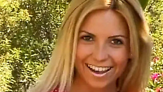 Allysin Chaynes Barefoot Blowjob & Footjob Outdoor Sex