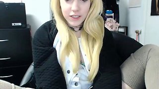 Amateur Webcam Anal Masturbation