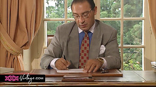 The Nymphomaniac Secretary
