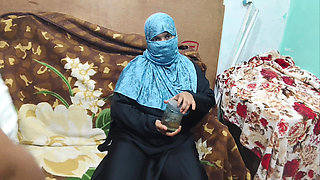 My Sexy Hot Indian Girl Muslim Bhabhi Want a Anal Sex and She Having This First Time