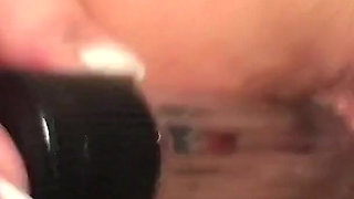 I hunt my cunt - young czech MILF Petra rubbing one out at home