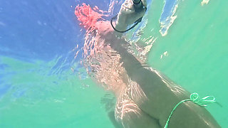 Naughty Blonde Pees in the Ocean Outdoor and Swimming Underwater