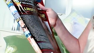 An awesome solo masturbation with a big-boobed Linsey Dawn McKenzie