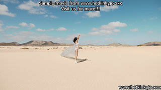 Hotkinkyjo self anal fisting & prolapse in white bikini in the wind