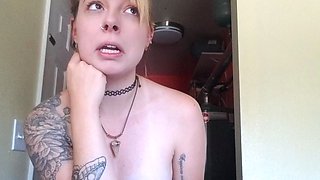 Cute amateur brunette naughty in solo jerking show on camera
