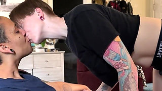 I Can’t Get Enough of River’s Lips