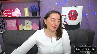BBW natural big boobs web brunette cute mature