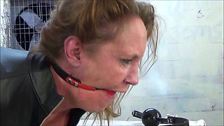 Amateur fetish big booty bitch riding with her bum