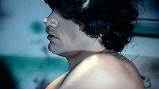 Blonde amateur milf does anal on pov camera 11