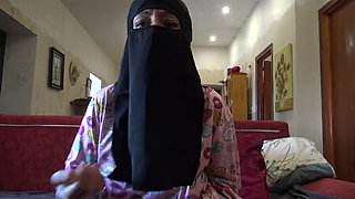 Hairy Muslim Teen Souzan Halabi Fucks Old Pervert in London - Tight Pussy 4K