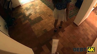 Debt4k. this facehole does its job perfectly