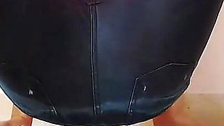 Blue Jeans Wetting and Squirting