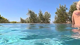 Zazie Skymm Underwater Fuck and Facial