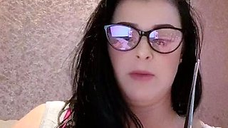 Leann amateur beautiful brunette with big boobs