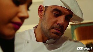 Pablo Ferrari Heats Up Kitchen with Sizzling Group Passion