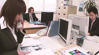 Beau Jap Sex Scene 3: Beautiful Busty Japanese Woman Masturbates in the Office Bathroom