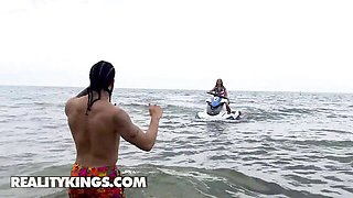 Amazing James and Sisi's shaved movie