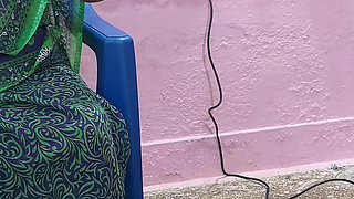 Young Boy Cums Inside Me While Having Sex with Hot Aunty