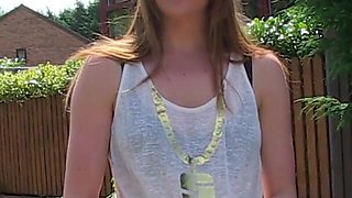 Samantha Bentley is pissing outdoor