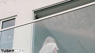 Manuel and Jessa's blonde smut