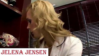 COUGAR Massagist! Handsome Tanya Tate & Jelena Jensen's Lesbo Plumb!