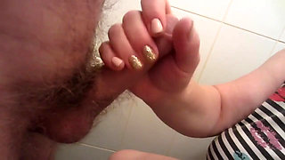 Sucks in the toilet and licks the sperm