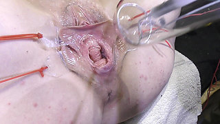 Far Spread Pussy Close up Fucking with Lamp 1000watt