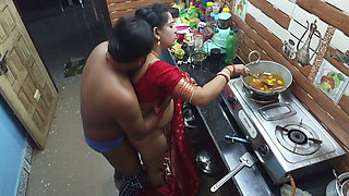 Newly Married Indian Desi Wife Fucking-hard by Her Husband in Kitchen Room