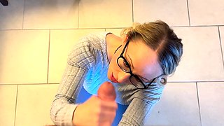 Blonde amateur milf does anal on pov camera 11