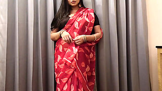 Big Ass Indian Aunty Sex with Desi Saree