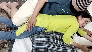 Naughty teenage Indian girl Sexy_Priya0 loves dirty talk