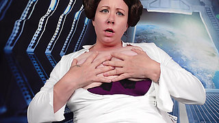 Rapid Horny Growth From Princess Leia!