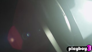 Big natural juggs babe model posed naked