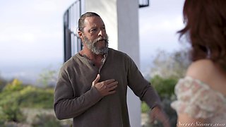 Hot booty babe Bella Rolland sex video