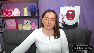 BBW natural big boobs web brunette cute mature